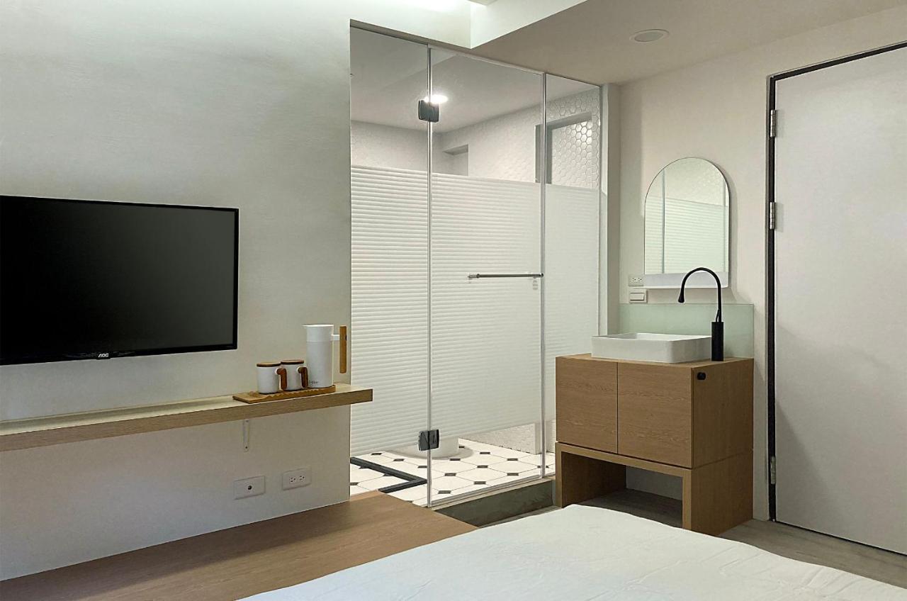 Little Inn By Lagom Kaohsiung Bagian luar foto