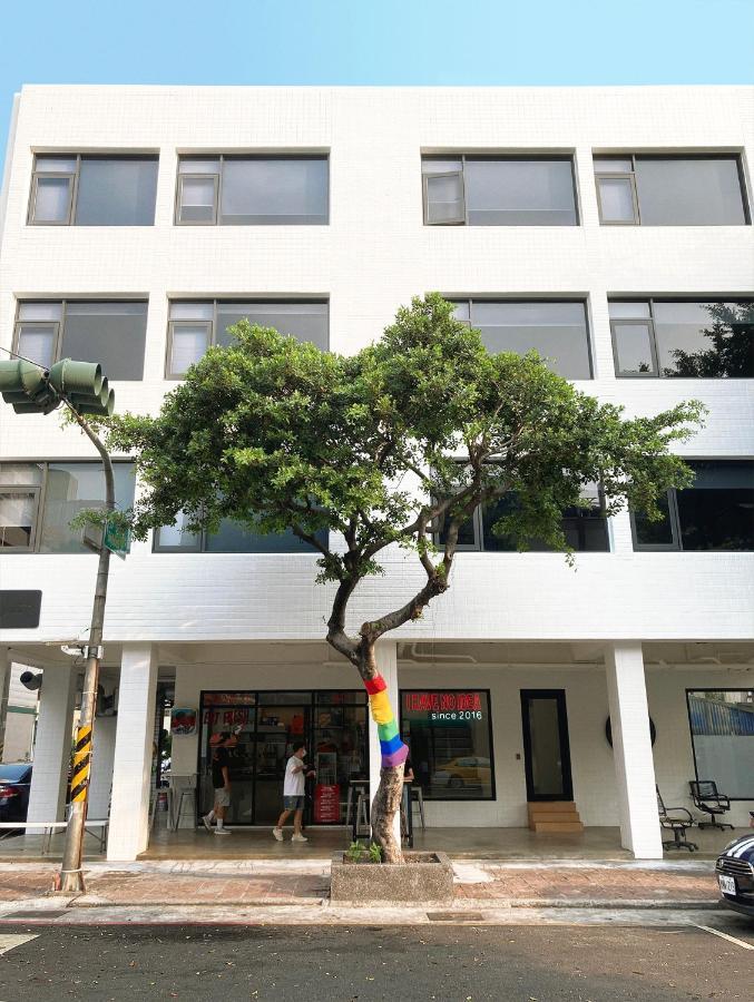 Little Inn By Lagom Kaohsiung Bagian luar foto